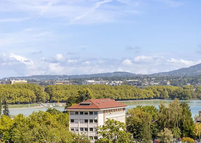 Le Tresum - Garage, Balcon & Vue Lac!